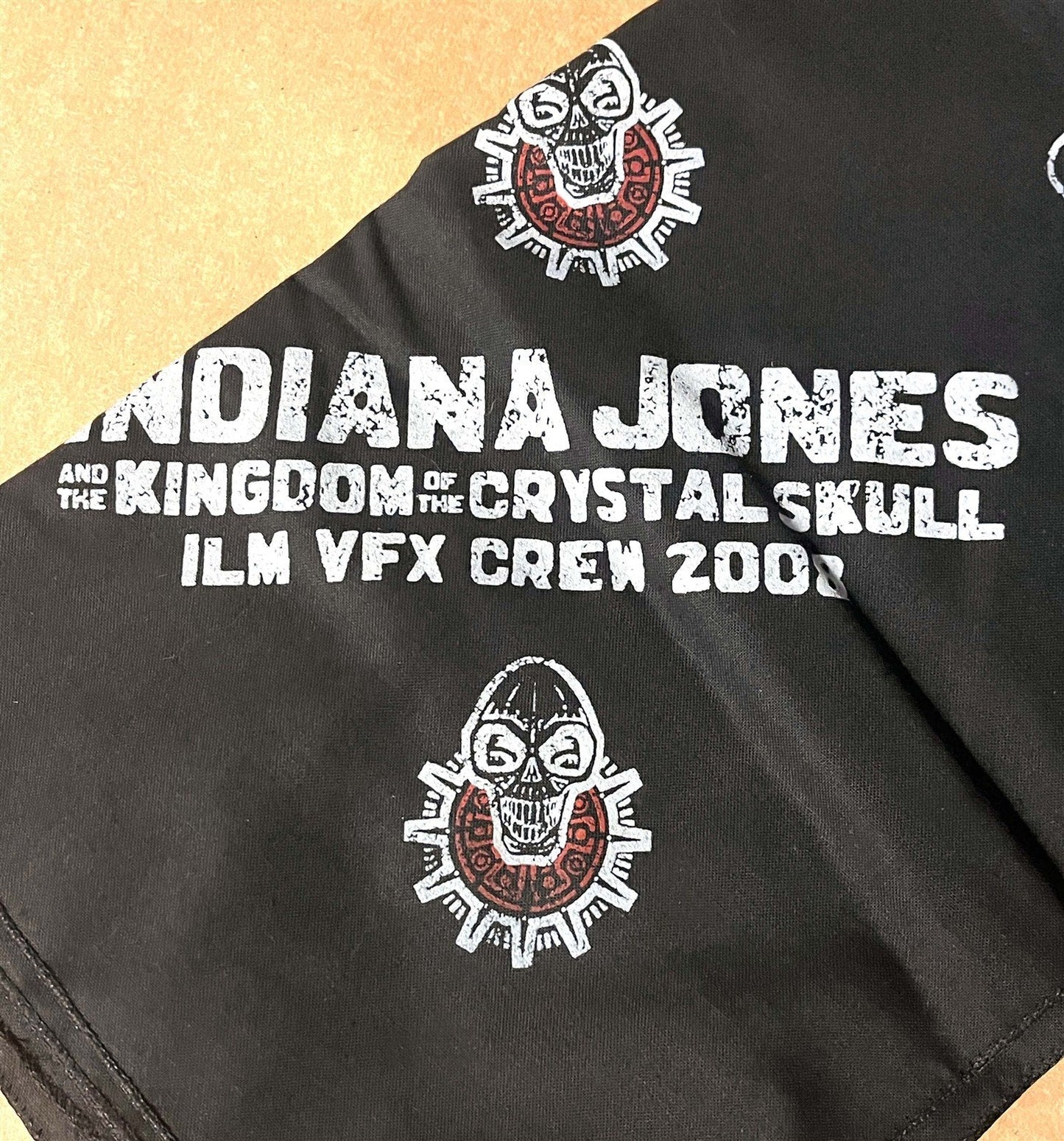 2008 Lucasfilm INDIANA JONES KINGDOM CRYSTAL SKULL crew bandanna ILM VFX
