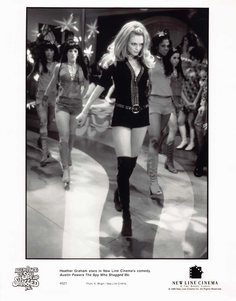 Heather Graham AUSTIN POWERS THE SPY WHO SHAGGED ME 8x10 press photo 1999