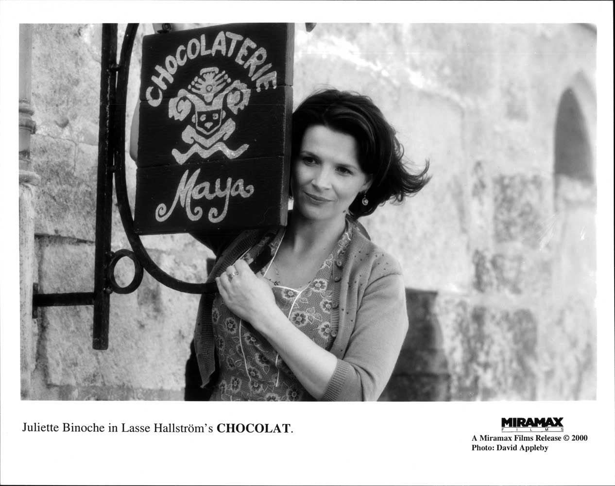 Juliette Binoche CHOCOLAT original 10x8 press photo 2000