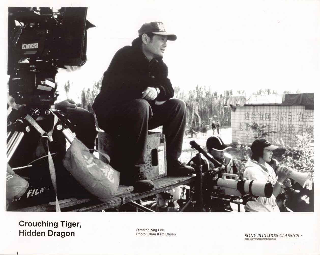 Ang Lee CROUCHING TIGER, HIDDEN DRAGON original 10x8 press photo
