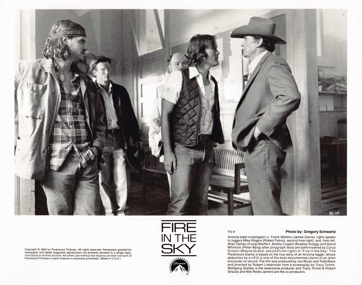 James Garner FIRE IN THE SKY Peter Berg 1993 original 8x10 press photo