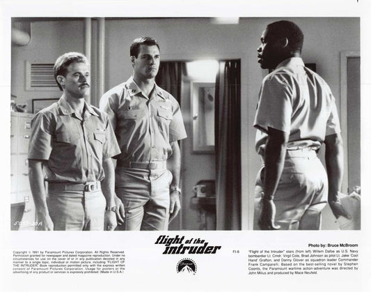 Brad Johnson FLIGHT OF THE INTRUDER Willem Dafoe original 8x10 press photo