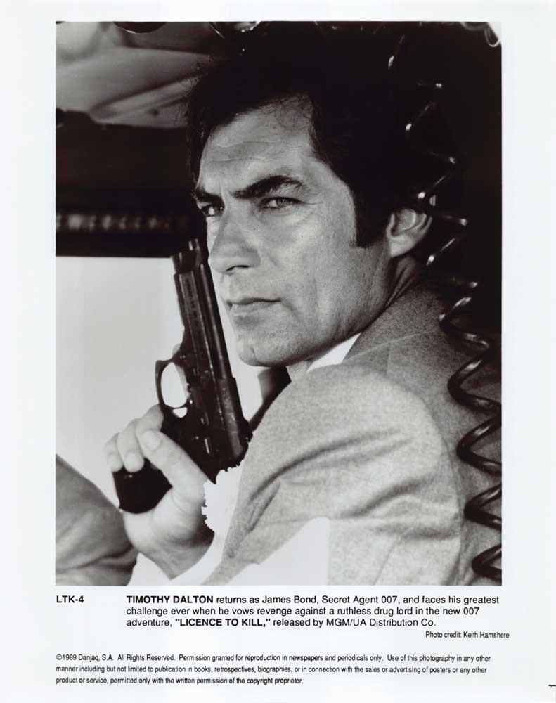 Timothy Dalton LICENCE TO KILL original 8x10 press photo James Bond 007
