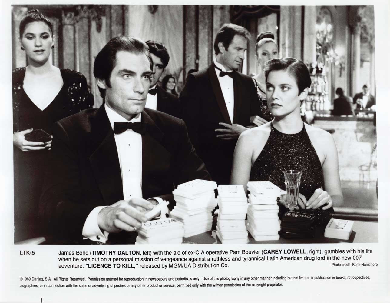 Timothy Dalton LICENCE TO KILL Carey Lowell original 10x8 photo James Bond 007