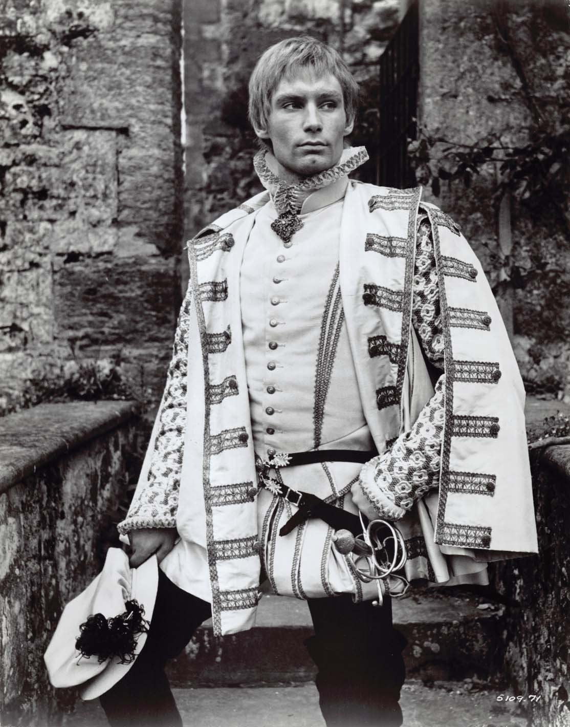 Vanessa Redgrave MARY, QUEEN OF SCOTS set of 35 original 8x10 press photos 1971