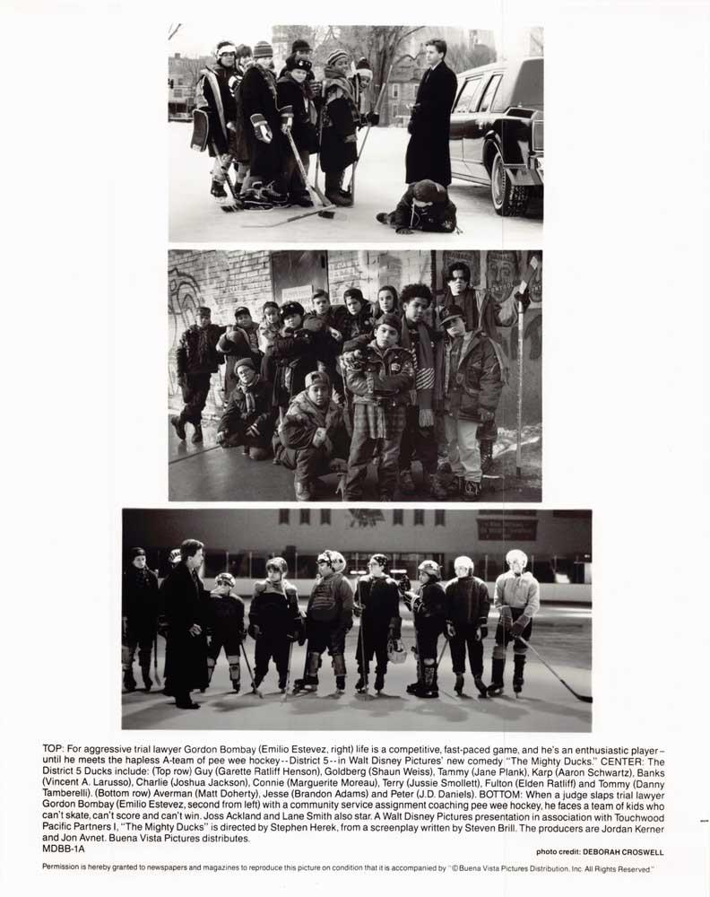 Emilio Estevez MIGHTY DUCKS Joshua Jackson original 8x10 press photo 1992