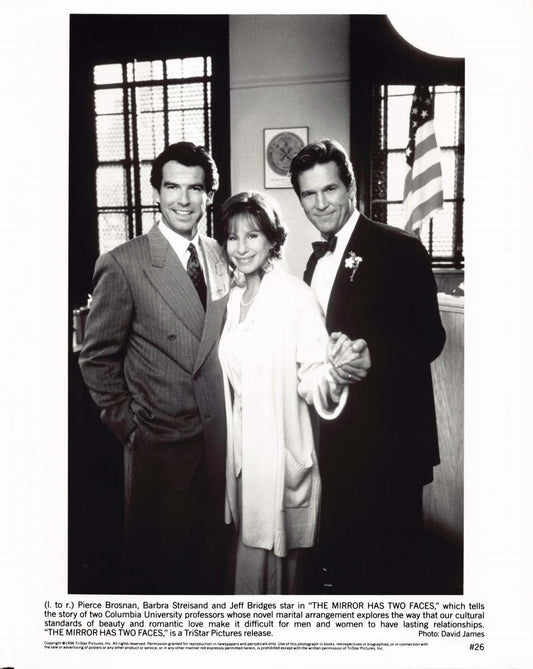Pierce Brosnan MIRROR HAS TWO FACES Barbra Streisand 1996 original press photo