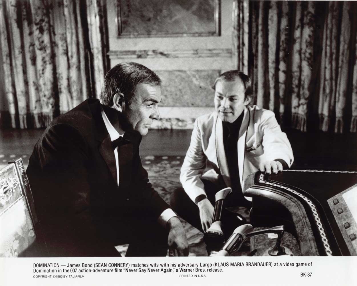 NEVER SAY NEVER AGAIN 1983 press photo James Bond 007 Connery Brandauer