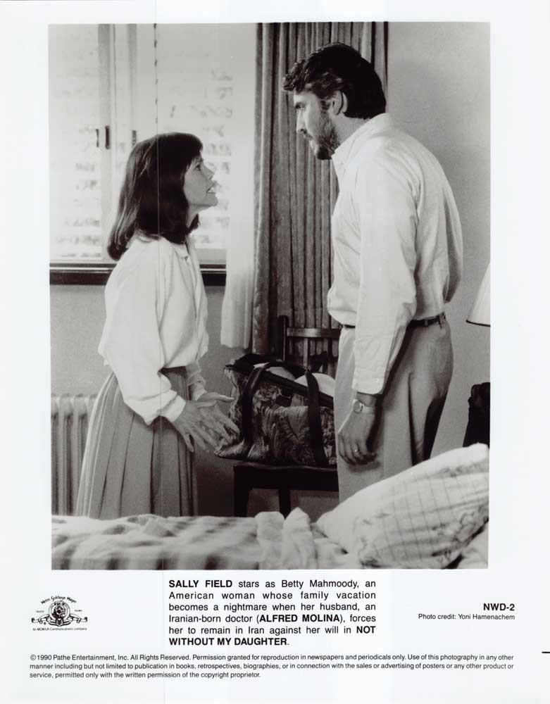 Sally Field NOT WITHOUT MY DAUGHTER Alfred Molina original 8x10 press photo 1990