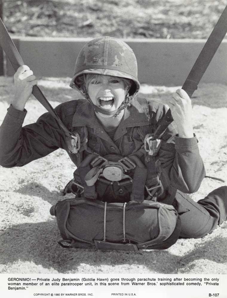 Goldie Hawn PRIVATE BENJAMIN original press photo 1980