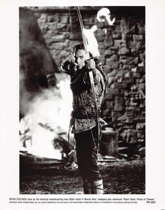 Kevin Costner ROBIN HOOD PRINCE OF THIEVES original 8x10 press photo 1991