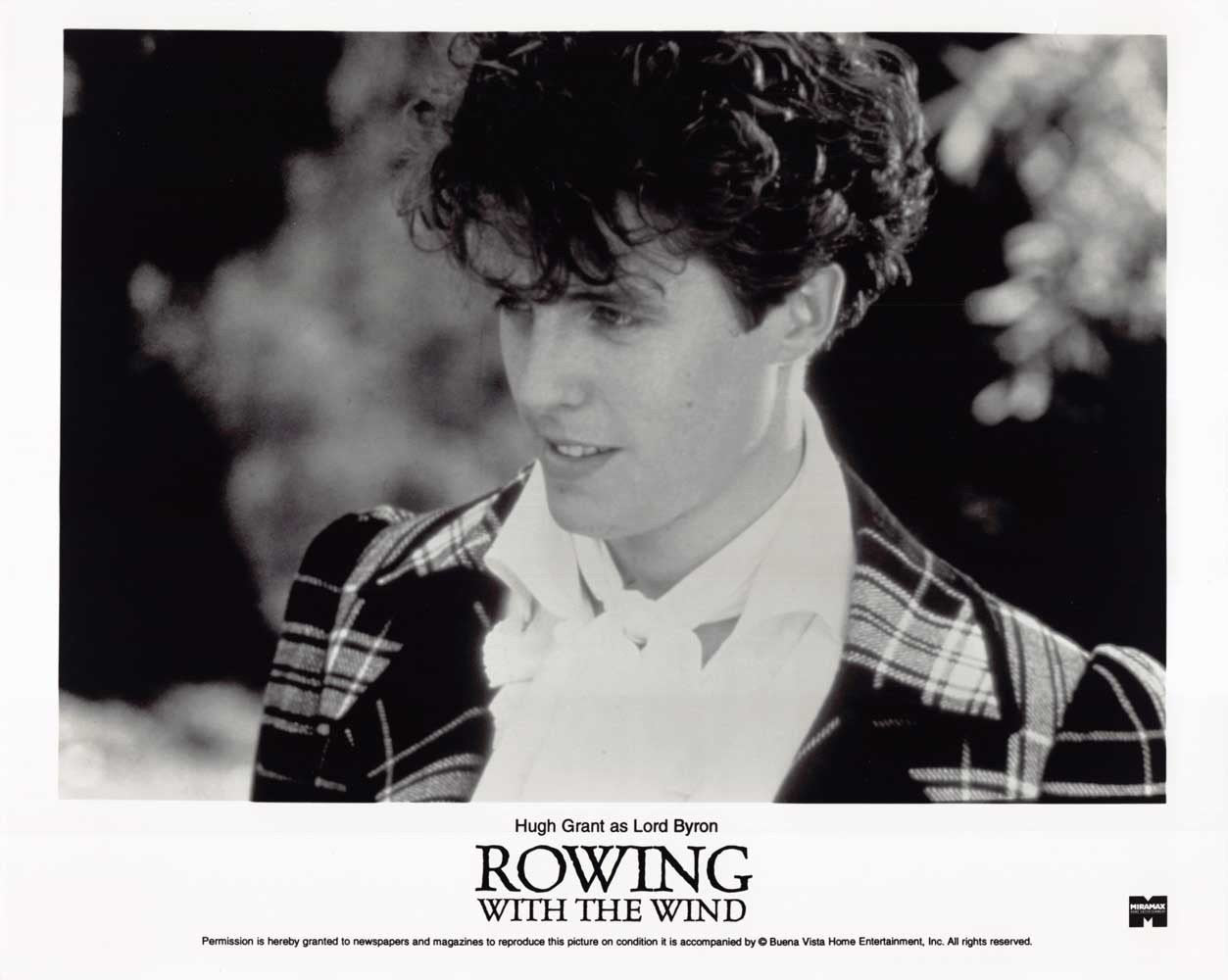Hugh Grant ROWING WITH THE WIND original 8x10 press photo