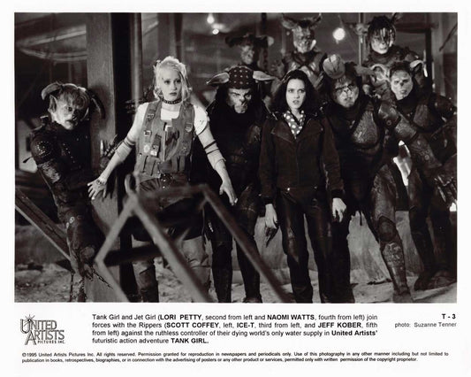 Lori Petty TANK GIRL Naomi Watts original 10x8 press photo 1994