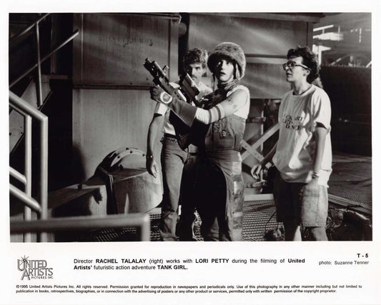 Lori Petty TANK GIRL Rachel Talalay original 10x8 press photo 1994