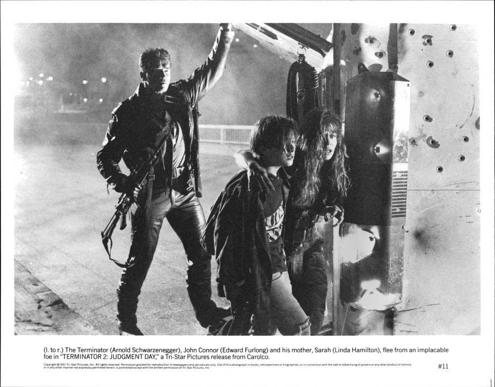 Schwarzenegger TERMINATOR 2 JUDGMENT DAY Hamilton Furlong 10x8 press photo 1991