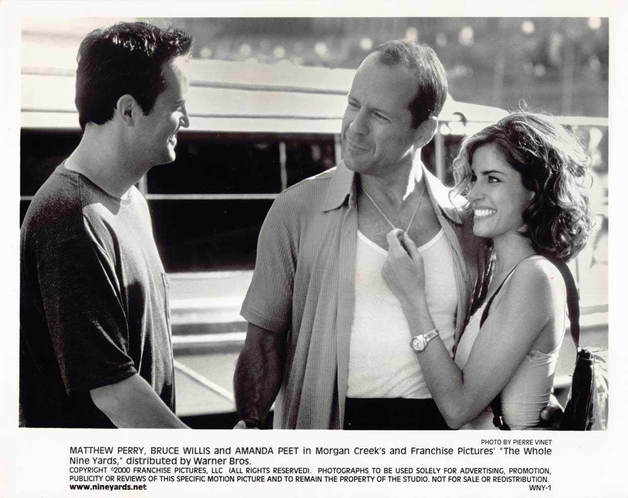 Bruce Willis WHOLE NINE YARDS Matthew Perry Amanda Peet original press photo