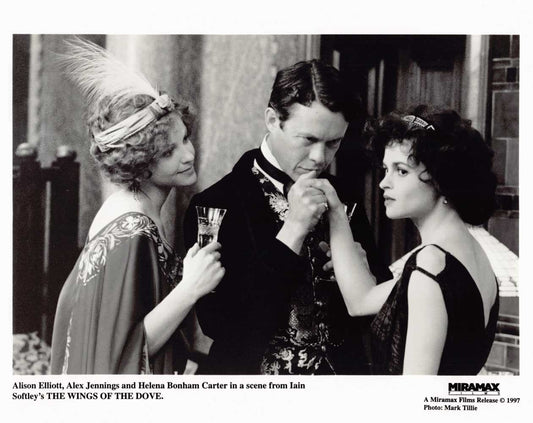 Alison Elliott WINGS OF THE DOVE Helena Bonham Carter original 10x8 press photo