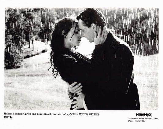 Helena Bonham Carter WINGS OF THE DOVE Linus Roache original 10x8 press photo