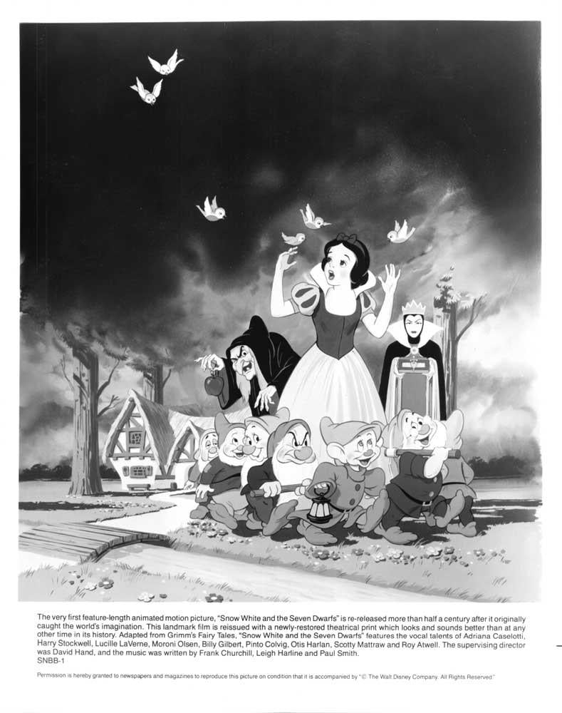Disney 1993 SNOW WHITE AND SEVEN DWARFS press kit with photos