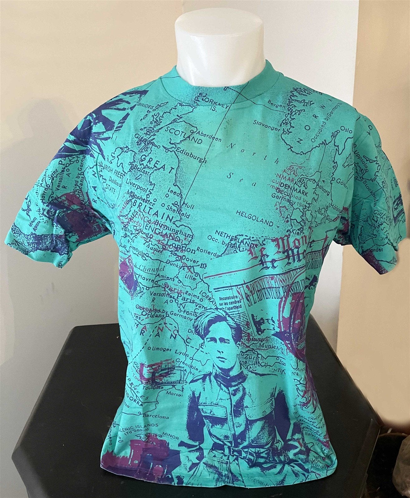 1992 YOUNG INDIANA JONES vintage wrap-around green tee shirt One Size