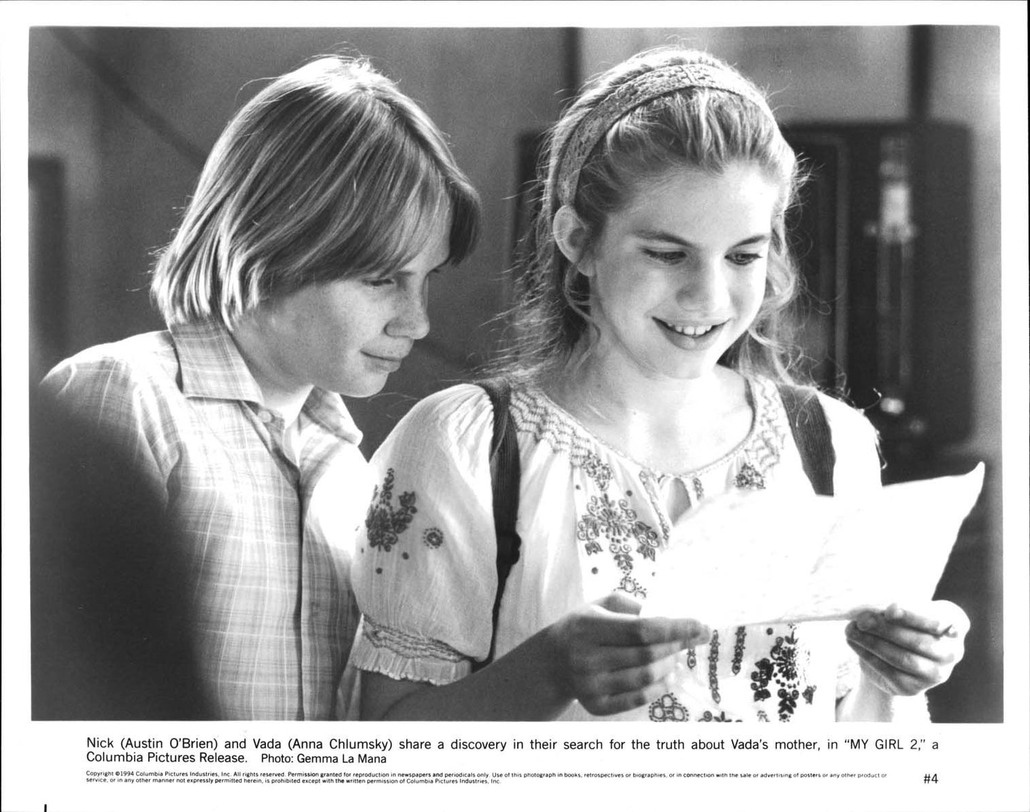 Anna Chlumsky MY GIRL 2 O'Brien Aykroyd Jamie Lee Curtis original press photos