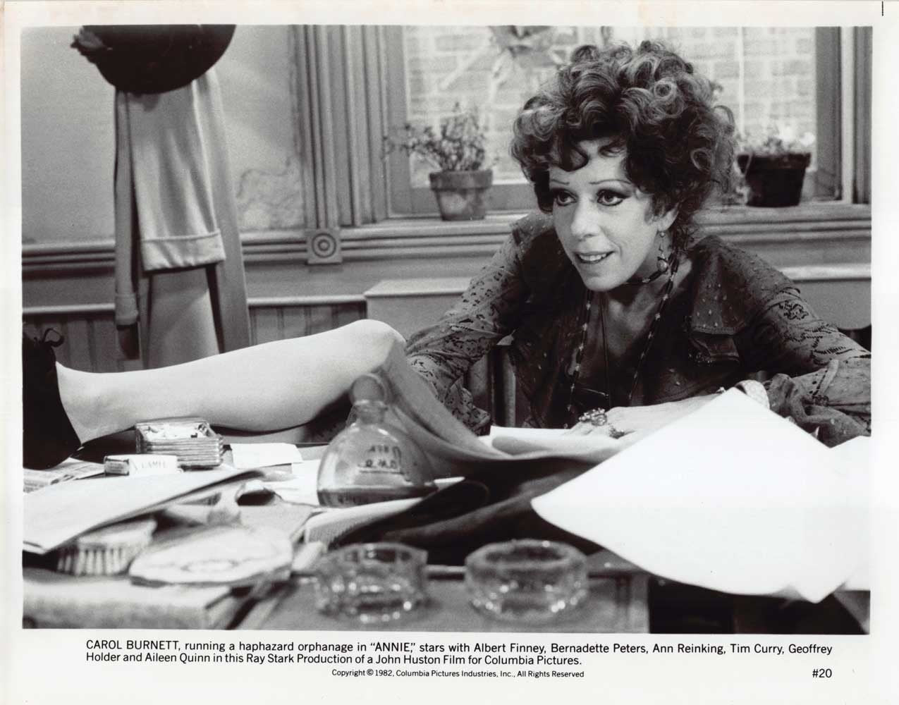 Albert Finney ANNIE Tim Curry Carol Burnett original 8x10 press photos 1982