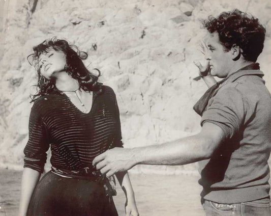 Sophia Loren BOY ON A DOLPHIN Jorge Mistral original 7½ x 9¾ press photo 1957