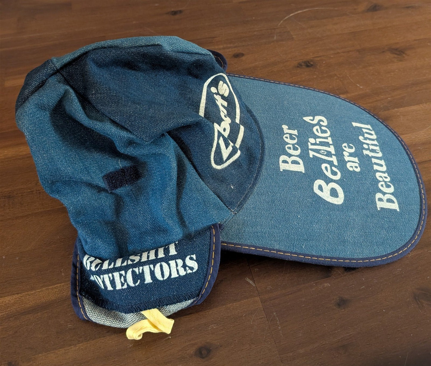 LABATT'S 1970's promotional BEER BELLIES ARE BEAUTIFUL 'hunting' cap RARE