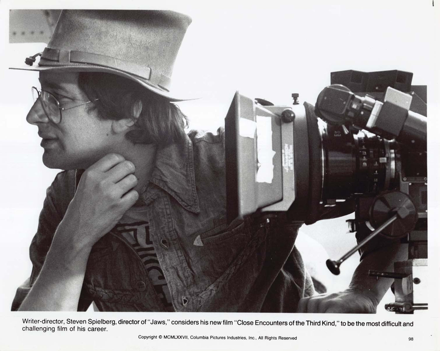 Richard Dreyfuss CLOSE ENCOUNTERS OF THE THIRD KIND original 24 press photos