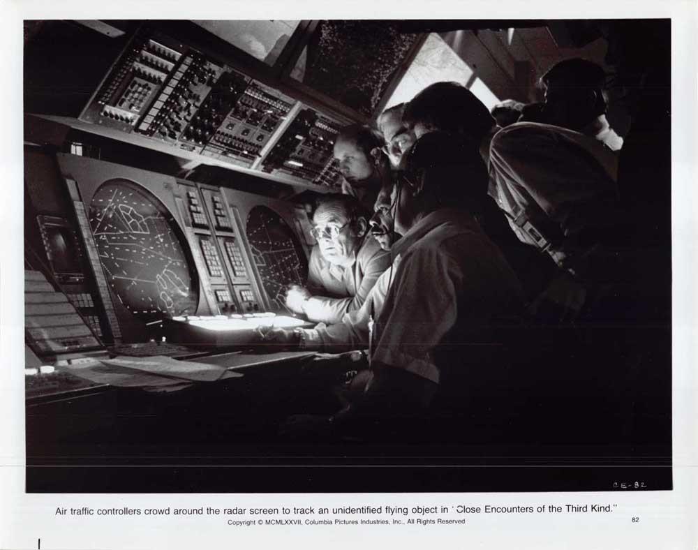 Richard Dreyfuss CLOSE ENCOUNTERS OF THE THIRD KIND original 24 press photos