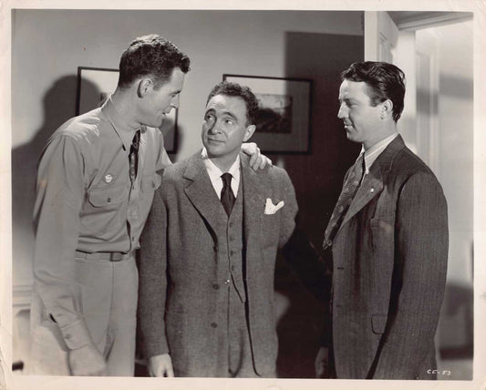 Robert Ryan CROSSFIRE Sam Levene Robert Young 10x8 original press photo 1947