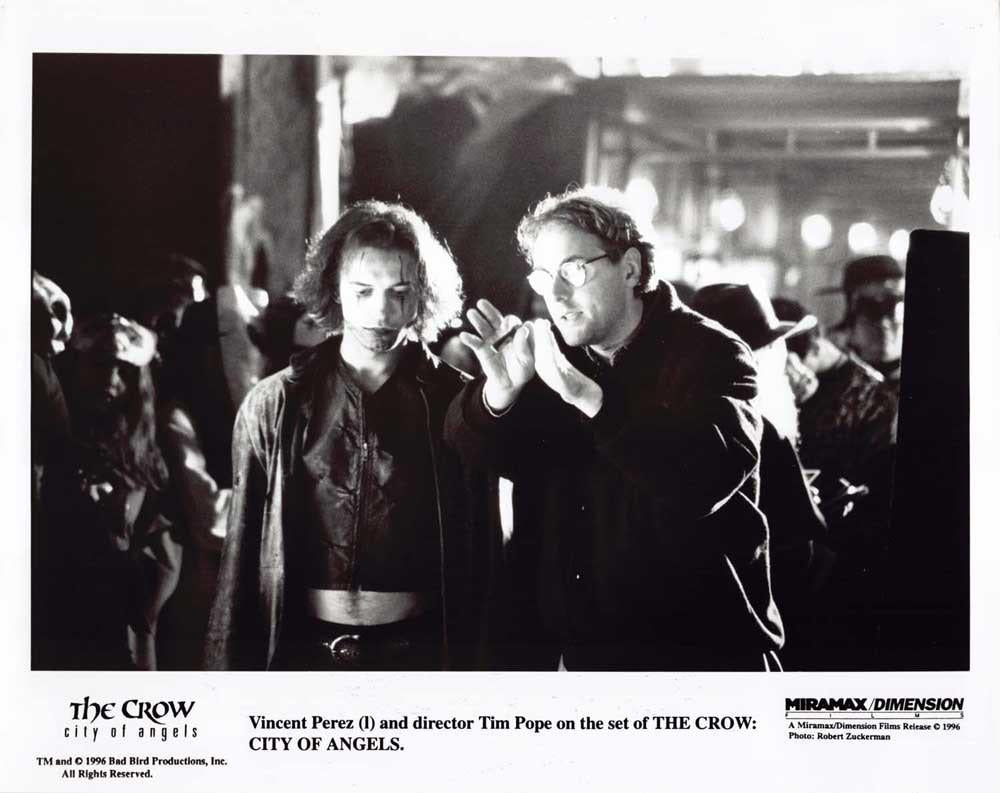 Vincent Perez THE CROW CITY OF ANGELS Mia Kirschner original 8x10 press photos