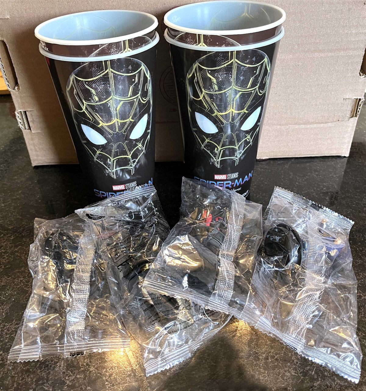 SPIDER-MAN NO WAY HOME complete set of 4 exclusive theater cups & toppers