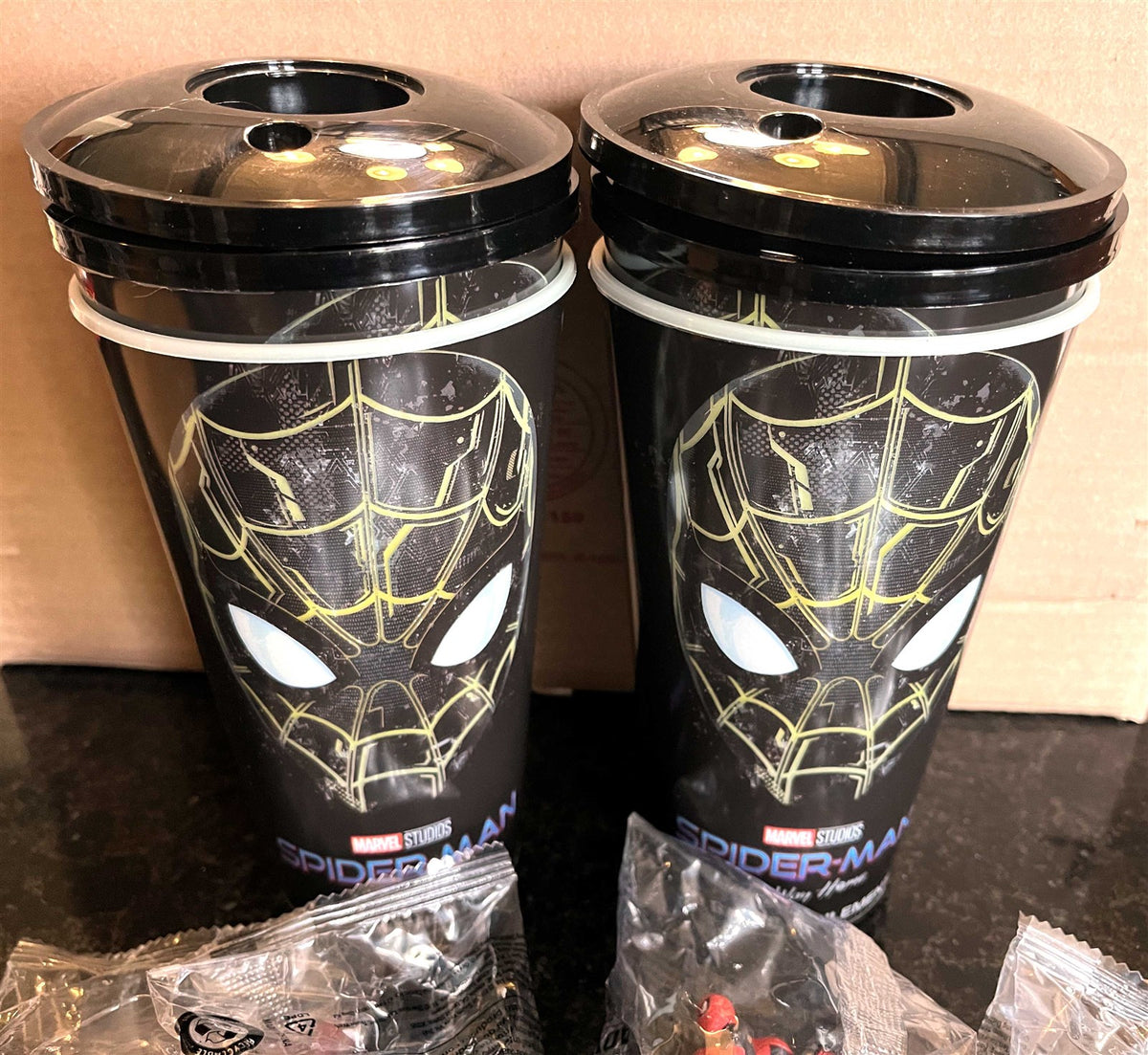 SPIDER-MAN NO WAY HOME complete set of 4 exclusive theater cups & toppers
