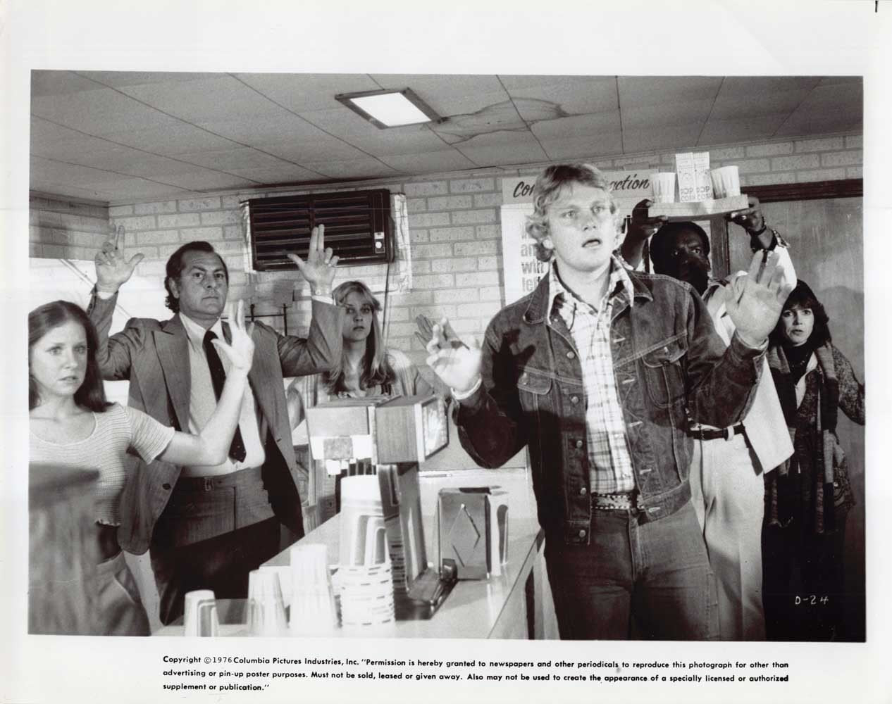 Lisa Oz Gary Lee Cavagnaro DRIVE-IN Glenn Morshower original 10x8 press photos