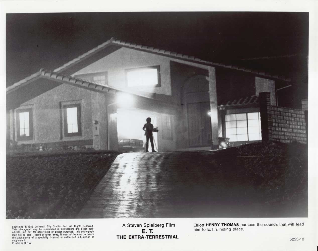 Henry Thomas E.T. EXTRA-TERRESTRIAL original press photos set 1982 Spielberg