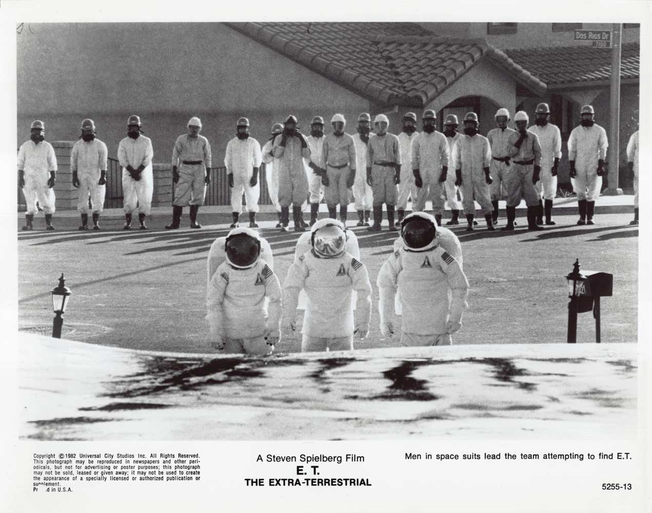 Henry Thomas E.T. EXTRA-TERRESTRIAL original press photos set 1982 Spielberg