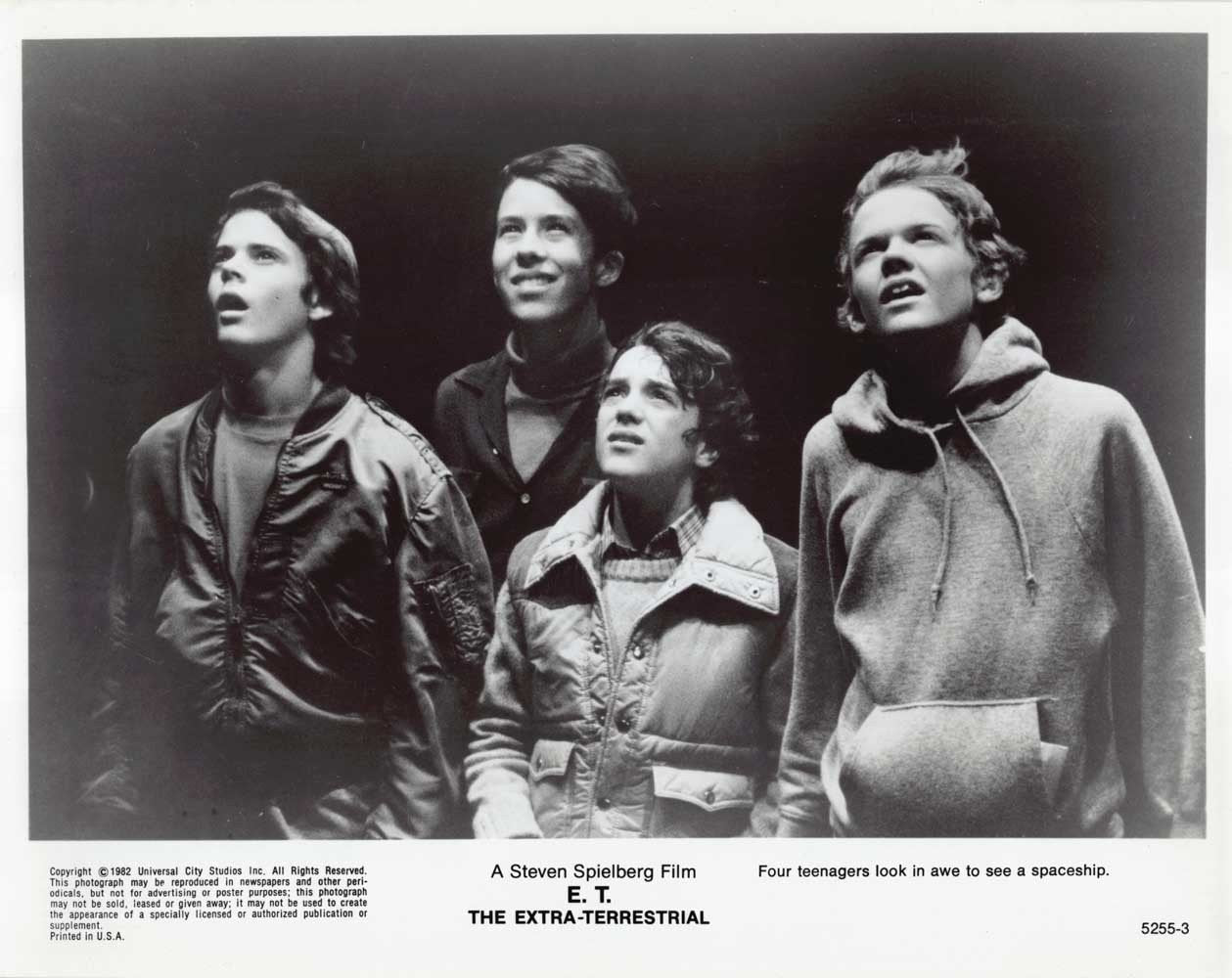 Henry Thomas E.T. EXTRA-TERRESTRIAL original press photos set 1982 Spielberg