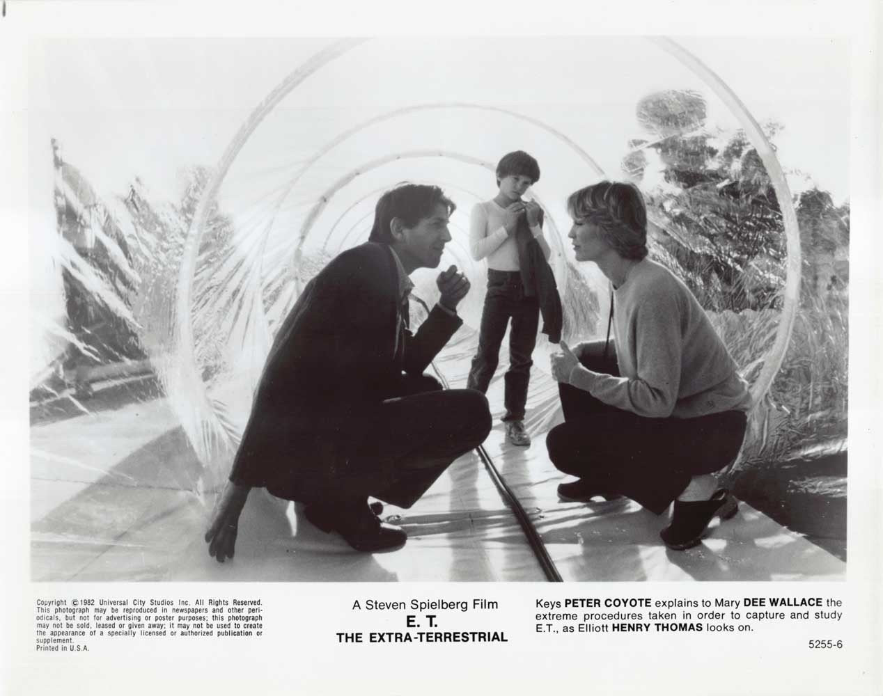 Henry Thomas E.T. EXTRA-TERRESTRIAL original press photos set 1982 Spielberg
