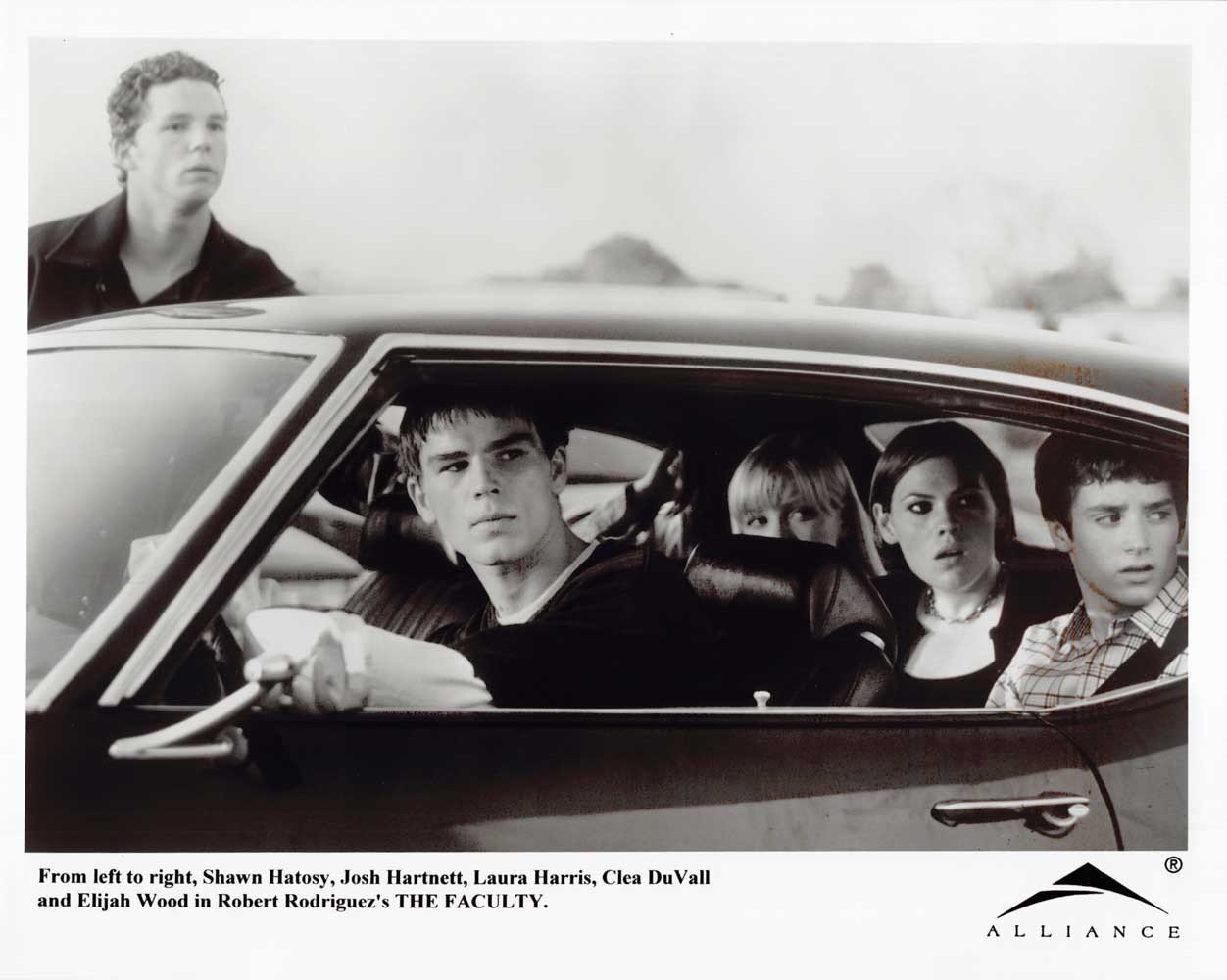 Elijah Wood THE FACULTY Josh Hartnett Usher original 8x10 press photos 1998