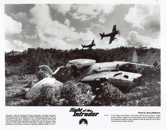 Glover FLIGHT OF THE INTRUDER Dafoe Johnson original 10x8 press photo 1991