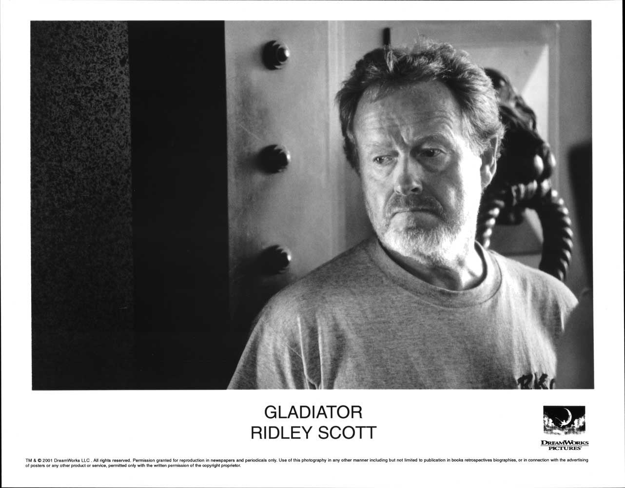 Ridley Scott GLADIATOR original 10x8 press photo 2001