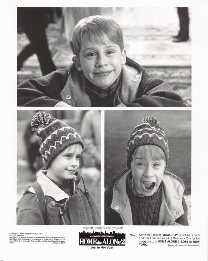 Macaulay Culkin 1992 HOME ALONE 2 Catherine O'Hara press kit with photos