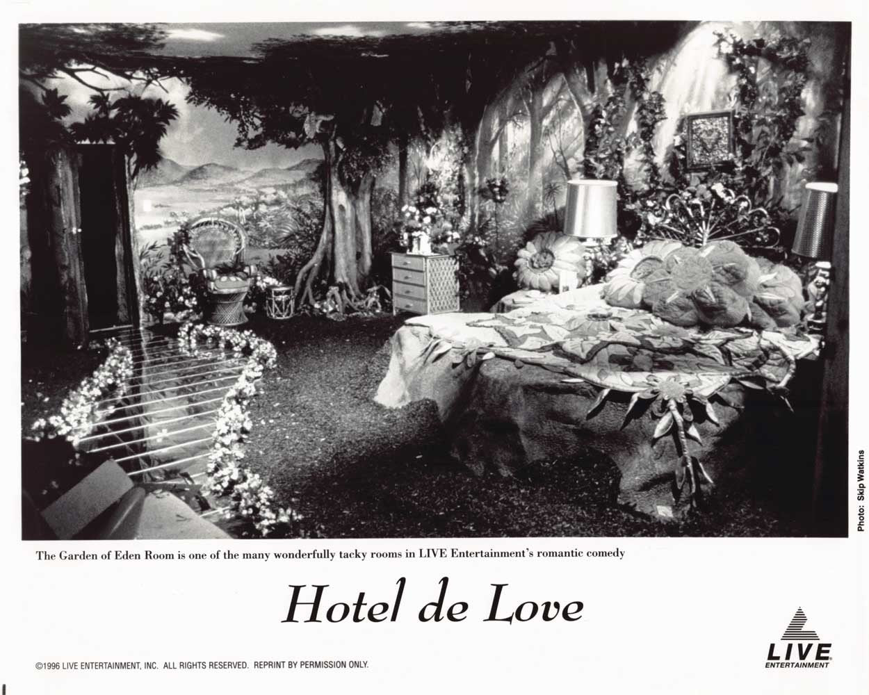 Saffron Burrows HOTEL DE LOVE Aden Young original 8x10 press photos 1996
