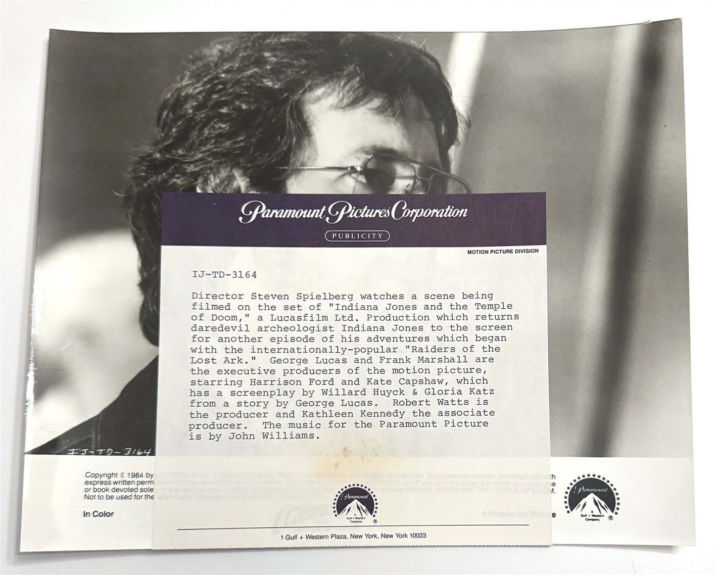 Steven Spielberg INDIANA JONES TEMPLE OF DOOM original 8x10 press photo 1984