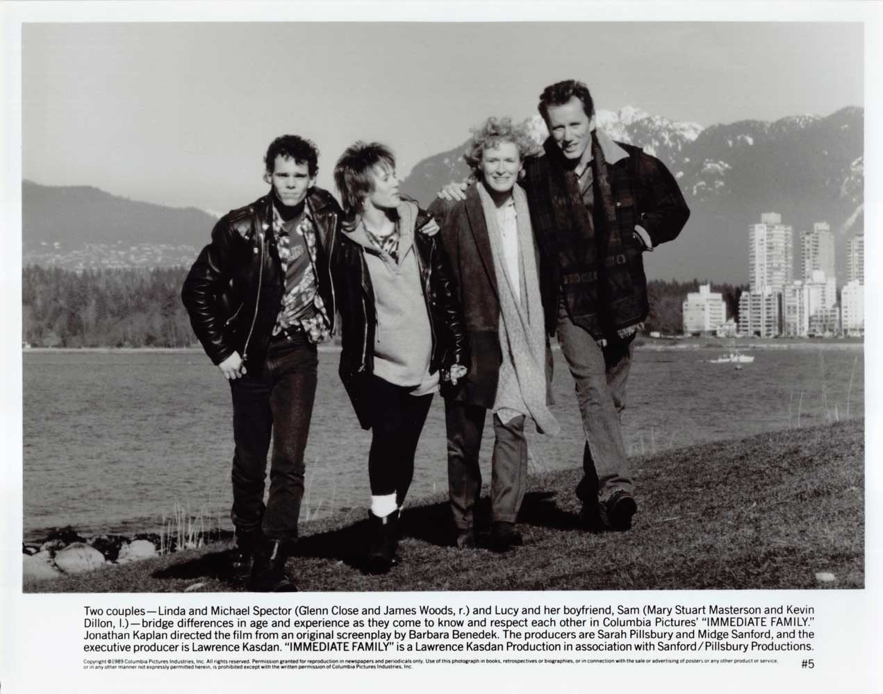 Close James Woods Dillon IMMEDIATE FAMILY Mary Stuart Masterson 8x10 press photo