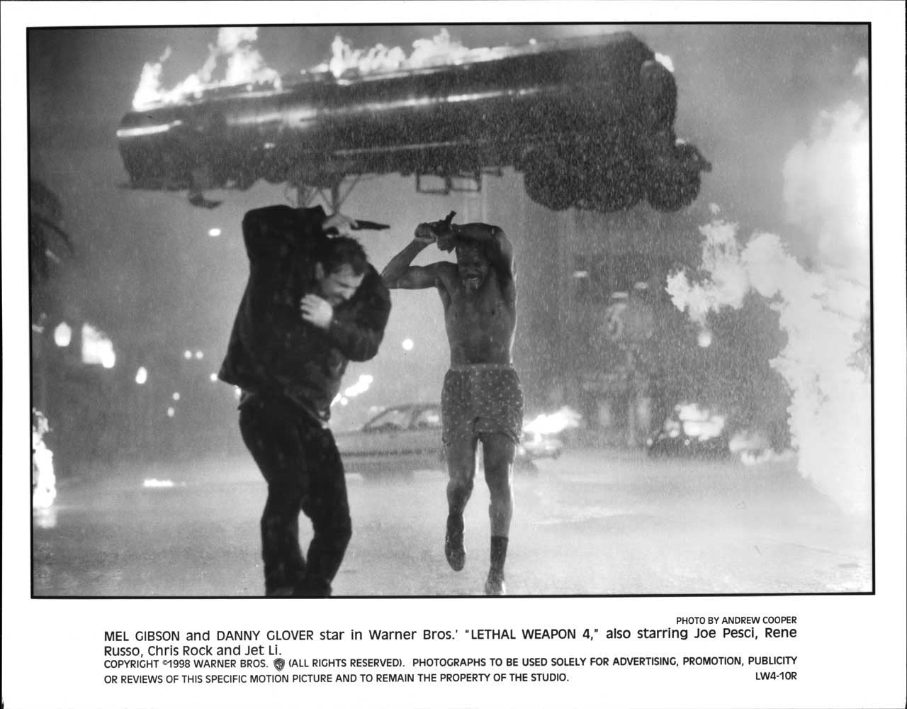 Mel Gibson Danny Glover LETHAL WEAPON 4 original studio 10x8 press photo 1998