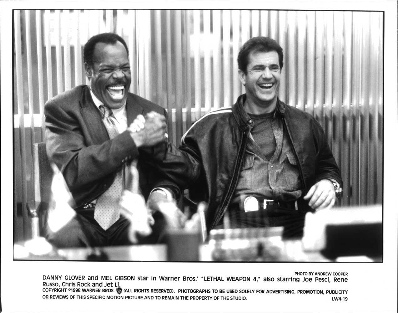 Danny Glover Mel Gibson LETHAL WEAPON 4 original studio 10x8 press photo 1998