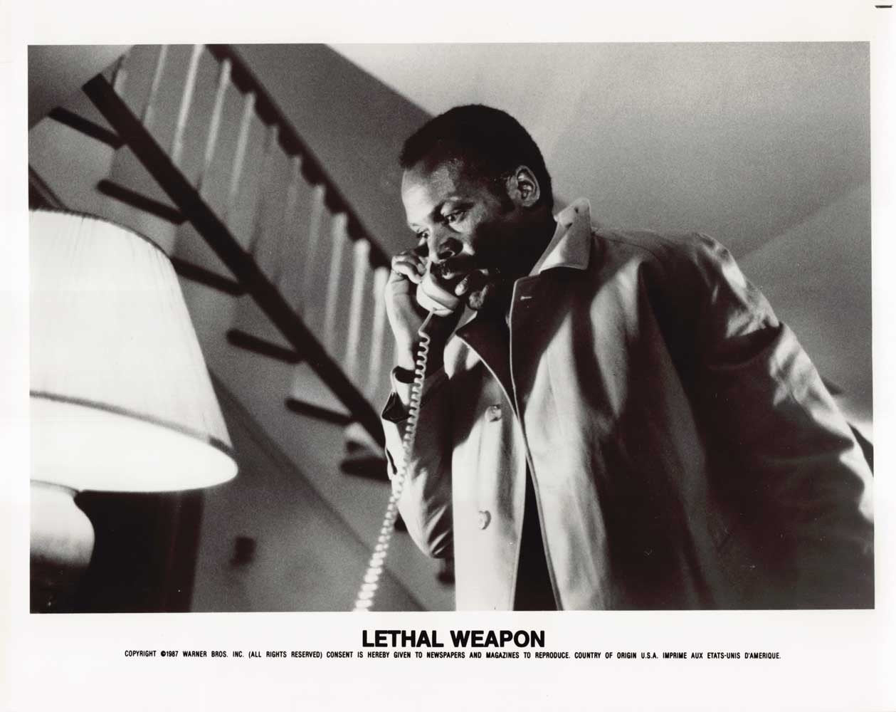 Mel Gibson LETHAL WEAPON Danny Glover original studio 8x10 press photos 1987