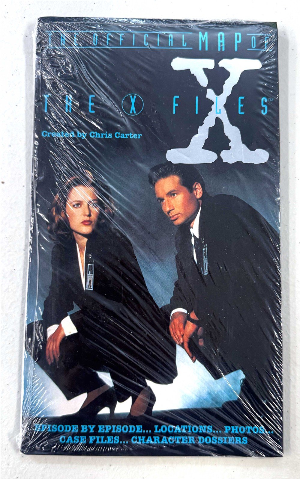 Gillian Anderson OFFICIAL MAP OF THE X-FILES David Duchovny